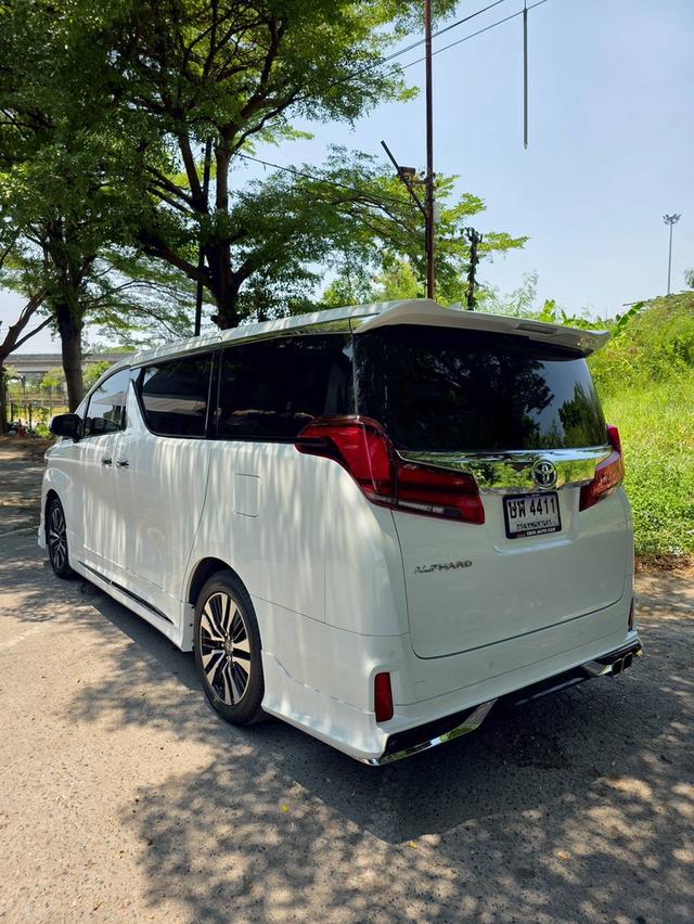 Toyota ALPHARD 2.5SC PACKAGE สีขาว ปี 2023 ไมล์ 30,000 กม. รูปที่ 4