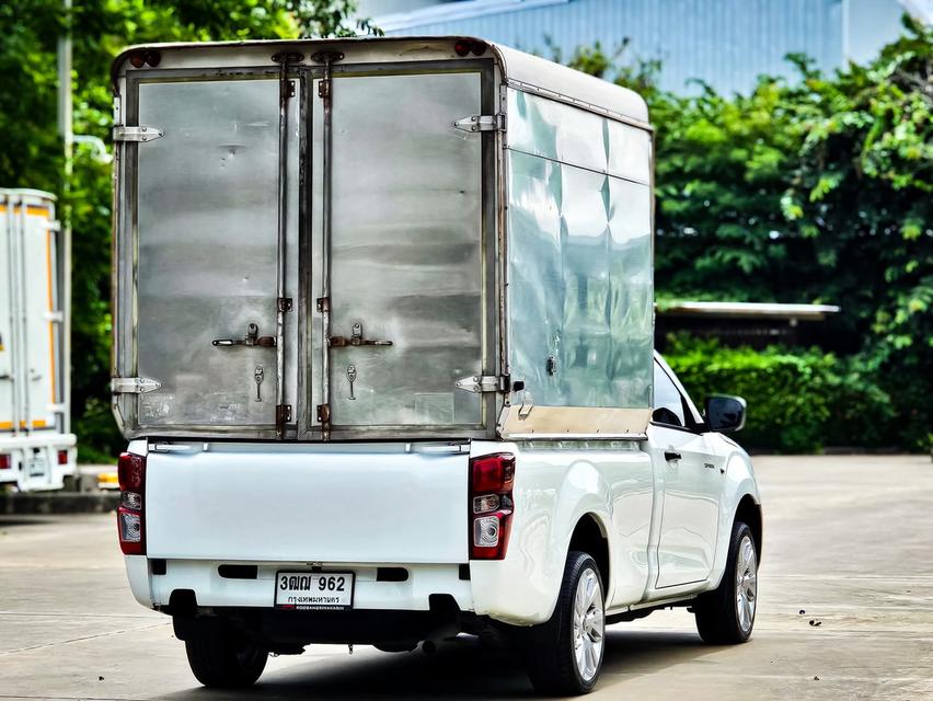 isuzu 6