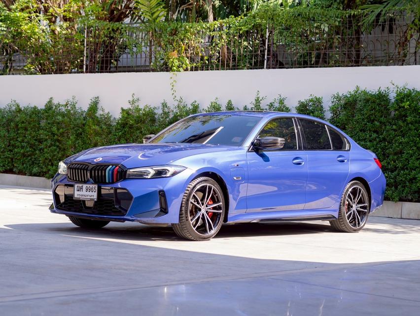 BMW 330e 2.0 M Sport LCI ปี 2023