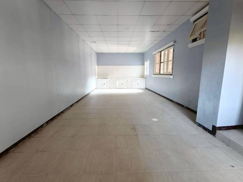 หมู่บ้านบัวทองธานีพาร์ค ซอย 6 ถนนกาญจนาภิเษก ต.บางบัวทอง อ.บางบัวทอง จ.นนทบุรี 10