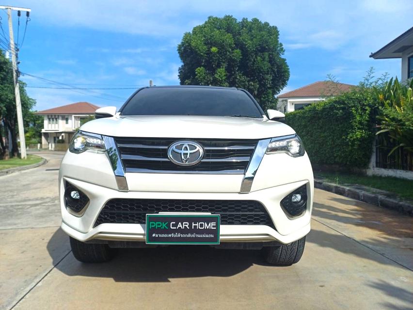 ปี2018 FORTUNER 2.8 TRD SPORTIVO DIESEL ขับ 2 มี BOOK SERVICE 2