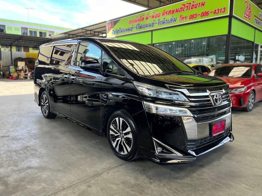 TOYOTA VELLFIRE 2.5 V AT  ปี 2019 2