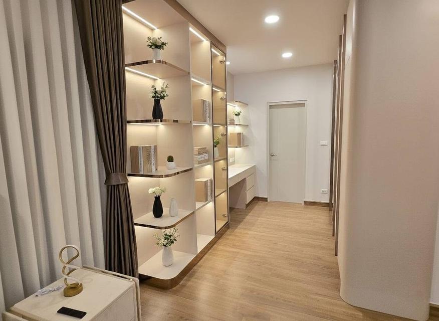 ขายหรือเช่าบ้านเดี่ยวแถวบางนา หมู่บ้านเซนโทร บางนา 11
