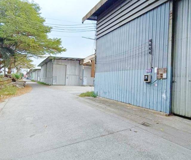 สนามกอล์ฟธัญญะ 1.5กม. เลียบมอเตอร์เวย์ฝั่งตะวันตก รร.วัดปัญจทายิกาวาส 1.2 กม. ให้เช่าโกดัง 250 ตร.ม. อบต.บึงคำพร้อย 3.4 2