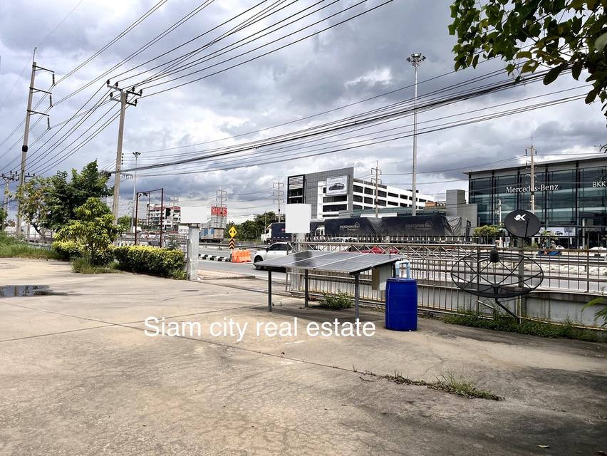 ขายที่ดิน พร้อมสิ่งปลูกสร้าง เป็นสำนักงาน และโกดังสินค้า พร้อมบ้านพักพนักงาน ครบ จบในที่เดียว 12