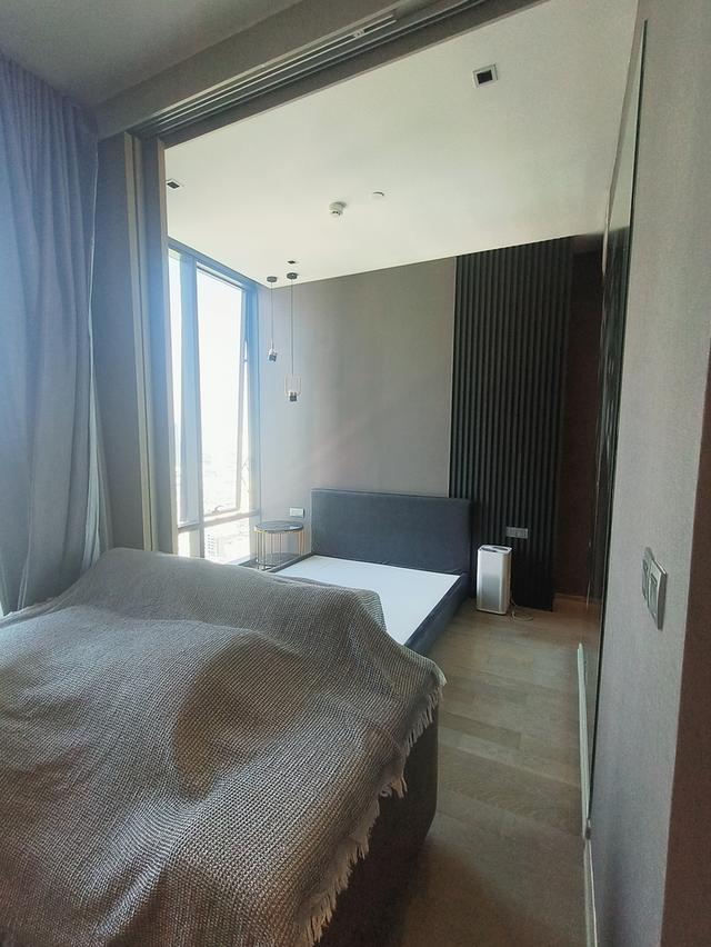 คอนโดมิเนียม แอชตันสีลม ใจกลางกรุงเทพ ติดรถไฟฟ้าศาลาแดงและช่องนนทรี ขึ้นทางด่วนสะดวก ออกต่างจังหวัดง่าย 11