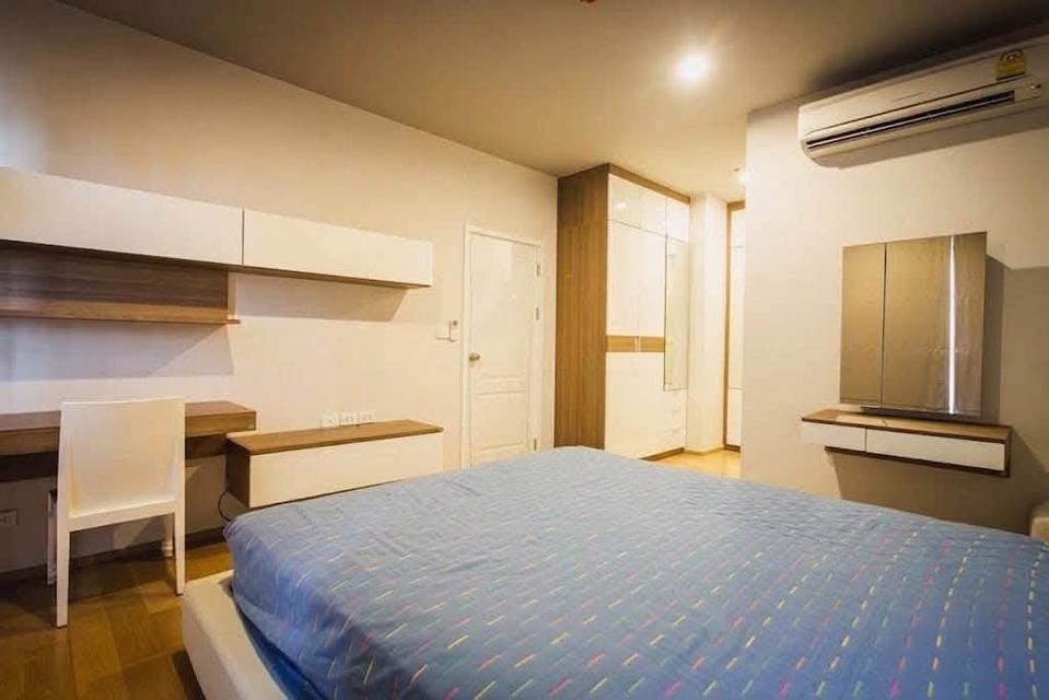 ✨ ให้เช่าคอนโด HIVE SATHORN (ไฮฟ์ สาทร) 🚆 ใกล้ BTS กรุงธนบุรี  วิวรถไฟฟ้า พร้อมอยู่ 7