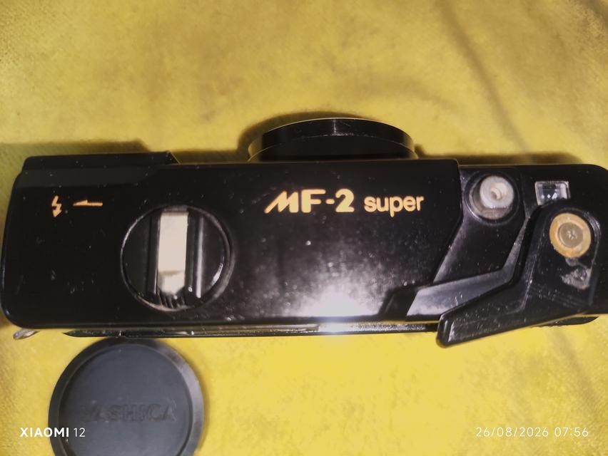 กล้องฟิล์ม Yashica MF-2 Super ผลิตที่ญี่ปุ่นเมื่อปี 1986 ผลิตโดย Kyocera Corporation สภาพตัวกล่องสวยสมบูรณ์ไม่มีตำหนิ ซองหนังมีตำหนิ(รูปสุดท้าย) รูปที่ 6