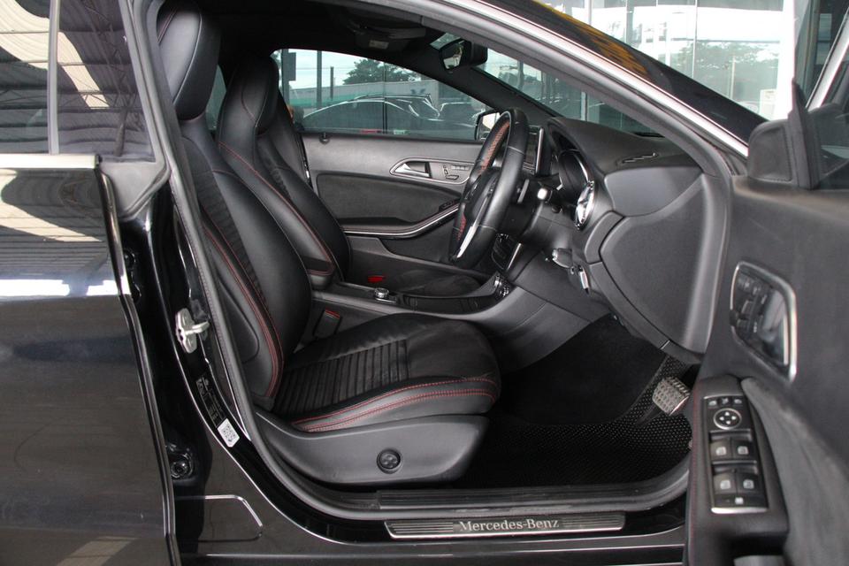 รหัสรถ TKG185 MERCEDES BENZ CLA250 2.0 AMG DYNAMIC ปี 2014 12