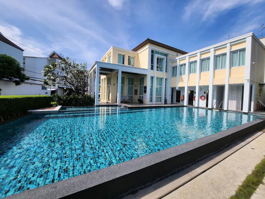 บ้านกลางเมือง เอสเซ้นส์ พระราม 9-ลาดพร้าว ทาวน์โฮม 3 ชั้น 22 ตร.วา 3 นอน 3 น้ำ ใกล้ MRT ลาดพร้าว 71 10