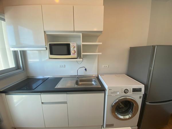 เช่าถูก 12,000 บาท ** 1 ห้องนอน ** คอนโด เดอะพาร์คแลน เพชรเกษม ** ติดรถไฟฟ้า หลังสอง ** 088-398-3835 MR.BOAT 7