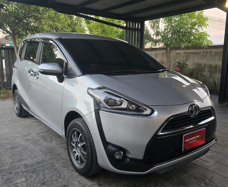 ส่งต่อมือ 2 Toyota Sienta 1.5V ปี 2018 2