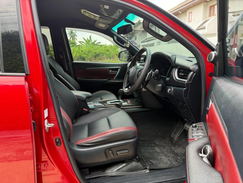 2021 TOYOTA FORTUNER, 2.4 LEGENDER 2WDแต่ง GR SPORT BLACK TOP แท้ทั้งคัน (สีแดง ดำ) รูปที่ 14