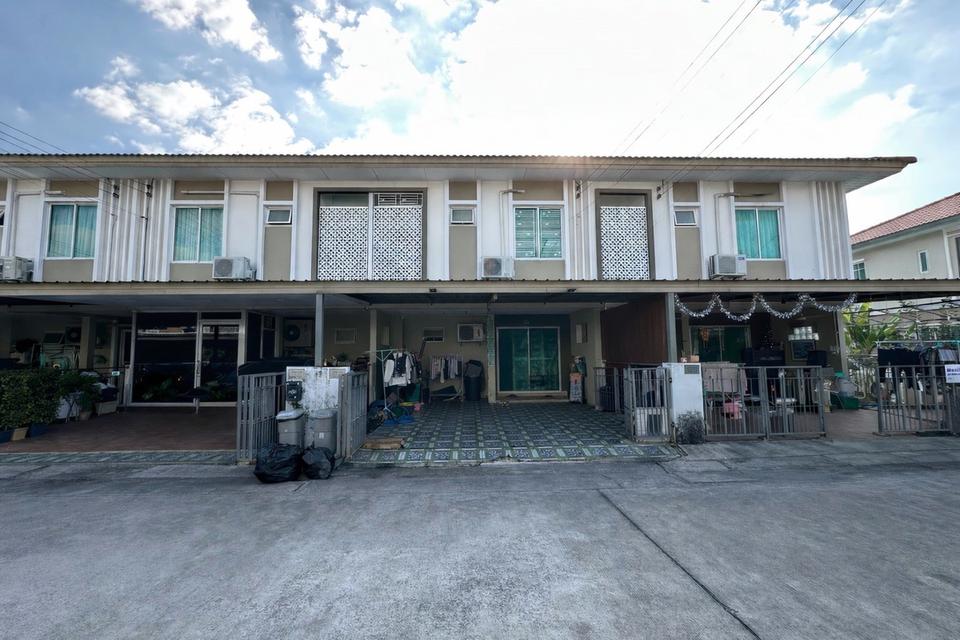 บ้านไอลีฟ ทาวน์ ราชพฤกษ์-กาญจนาภิเษก ถนนราชพฤกษ์ ต.คลองพระอุดม อ.ลาดหลุมแก้ว จ.ปทุมธานี 1