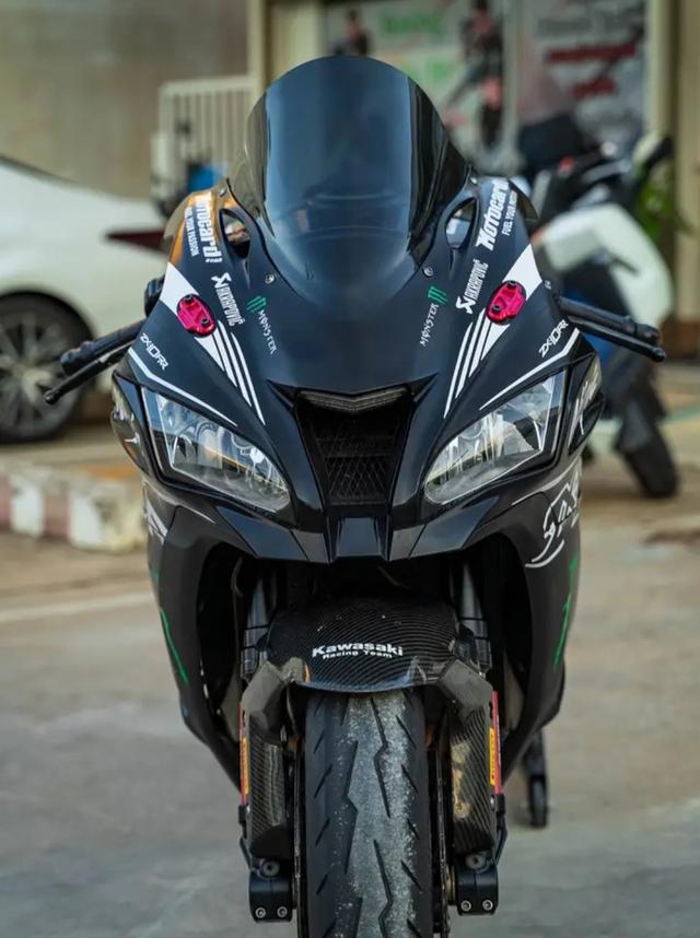 ส่งต่อ Kawasaki Ninja ZX10R  พร้อมแต่ง 3