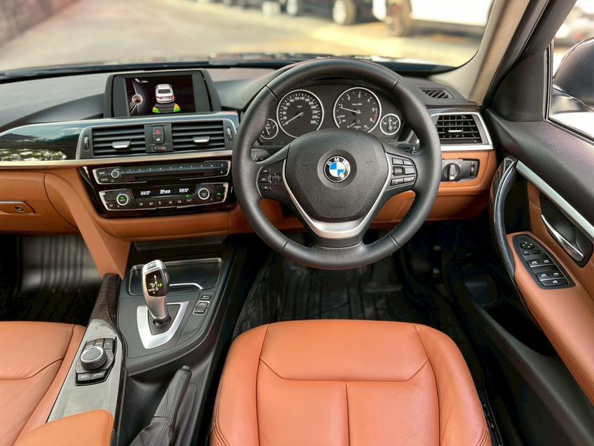 ปี 2016 BMW SERIES 3, 320d LUXURYโฉม F30 ปี12-20 สีดำ เกียร์ออโต้ เครื่องยนต์ดีเซล 11