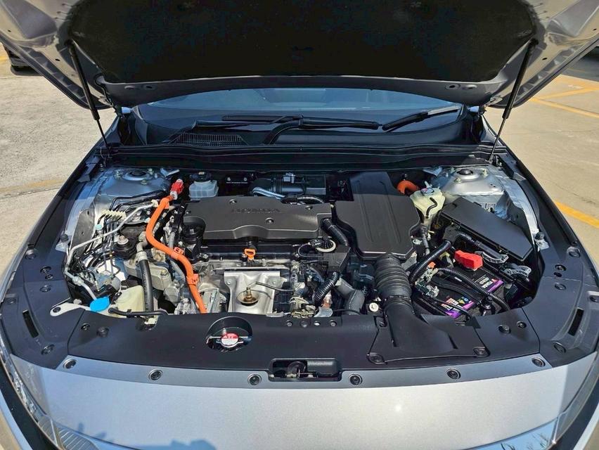 HONDA ACCORD 2.0 e:HEV EL+ สีเงิน ปี21 รูปที่ 14