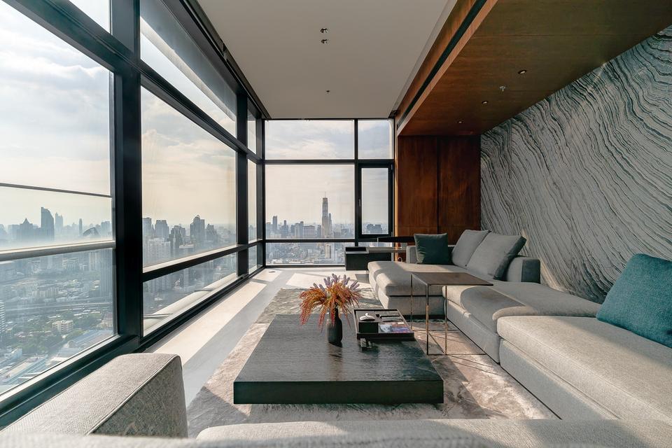 BEST DEAL!! For Sale | Circle Living Prototype, Bangkok 135 Sq.M. | Rare High-Floor Sky Residence (49th Floor) 1