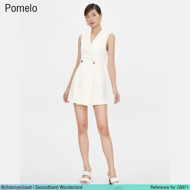 USED Pomelo - Cream Button Wrapover Mini Dress | เดรสสั้นสีครีม สีขาว เดรสป้ายหน้า แขนกุด สีพื้น สายฝอ แท้ มือสอง