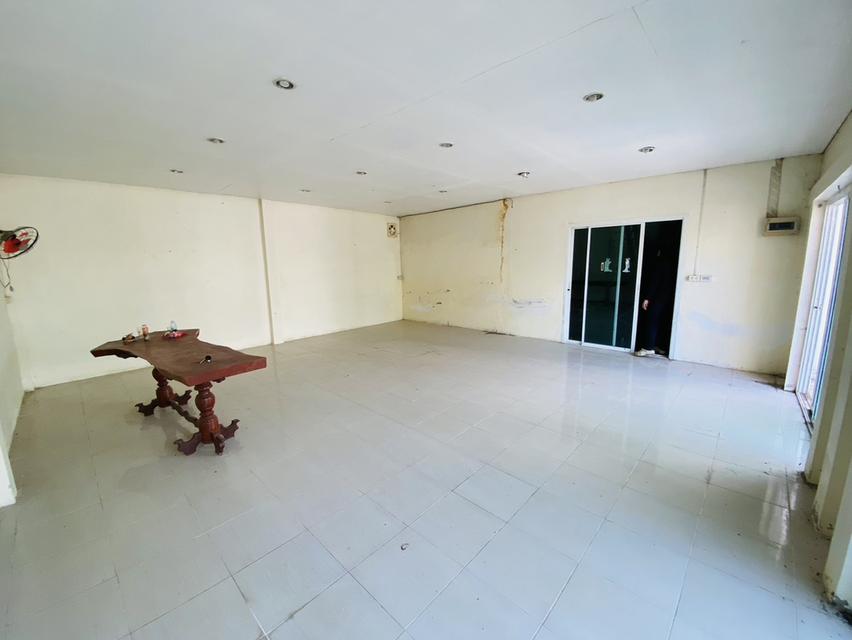 ขายบ้านเดี่ยว 2 ชั้น เนื้อที่ 159.1 ตรว. (ใกล้สถานีรถไฟป่าแดด) ซ.ทุ่งศรีทอง 3 ต.โรงช้าง อ.ป่าแดด จ.เชียงราย 9