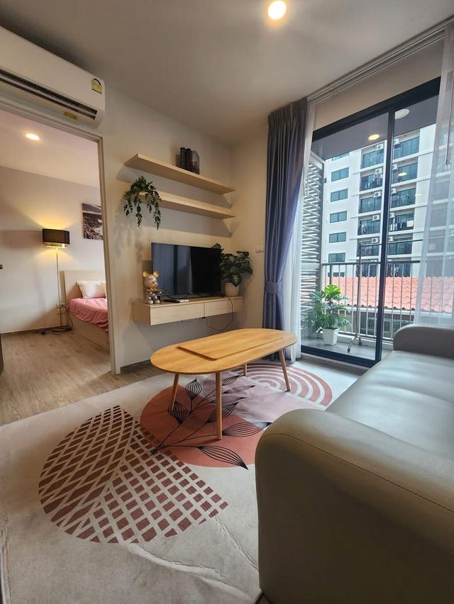 Dolce Lasalle condominium 3 rd floor 4