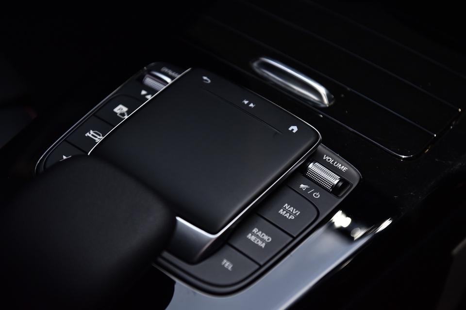 TOP OPTION เพียง 60,000 กิโล AMG DYNAMIC รถศูนย์ Benz Thailand ทะเบียนคืน"🎊🎖️2022 Mercedes-Benz A200 AMG Dynamic W177 รูปที่ 16