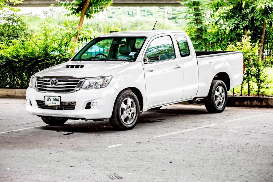 Toyota Vigo Champ SmartCab 2.5E ดีเซล เกียร์ธรรมดา ปี 2014 สีขาว