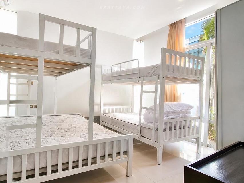 For Rent Nagawari Jomtien Land size: 103 sq.wah• 3-storey house• Usable area: 272 sq.m.• 4 bedrooms• 3 bathrooms• 12 beds included 2
