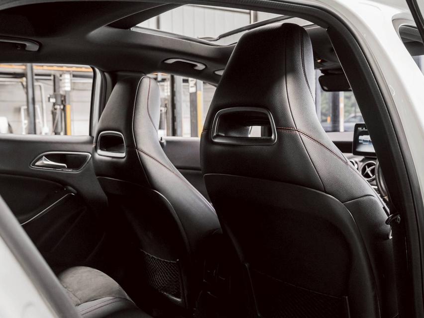 รหัสรถ 67GG8603 Mercedes Benz GLA 250 AMG Dynamic 2018 7
