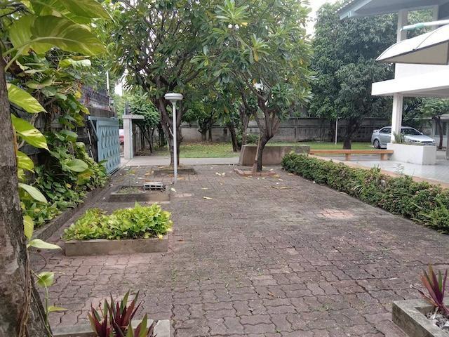 HR 10522 ให้เช่าบ้านเดี่ยว 2 ชั้น พร้อมสวนขนาดใหญ่ ทำเลพระโขนง สุขุมวิท 71 ใกล้ BTS พระโขนง 4