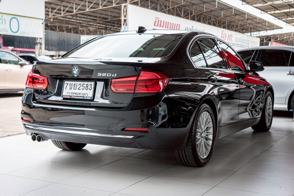 รหัสรถ NP2585 รุ่นรถ : BMW 320d ICONIC LCIปีรถ : 2016 รูปที่ 8