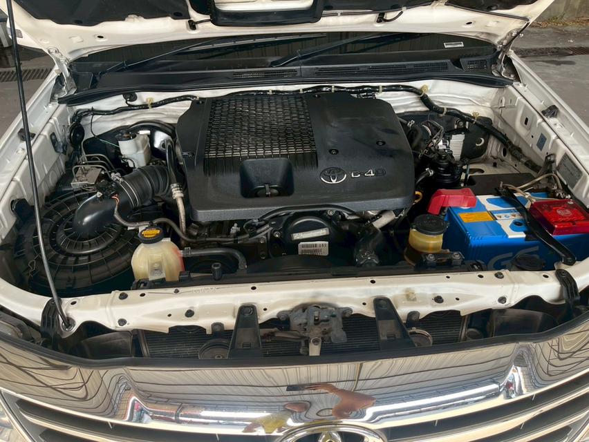 TOYOTA FORTUNER 2.5 V โฉมปี (11-15) 2013 รูปที่ 17
