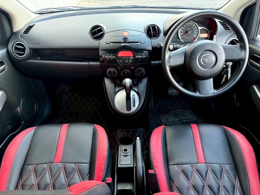 #MAZDA2  1.5 GROOVE 2012 สีขาว มือเดียวป้ายแดง 6