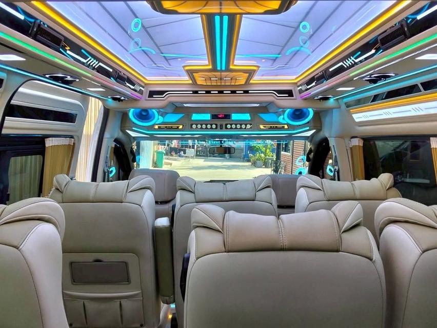 Toyota AllNew รถตู้มือสอง 10