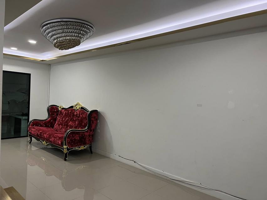 ทาวน์เฮ้าส์ 2 ชั้น เช่า Pleno พหลโยธิน-วัชรพล 2 8