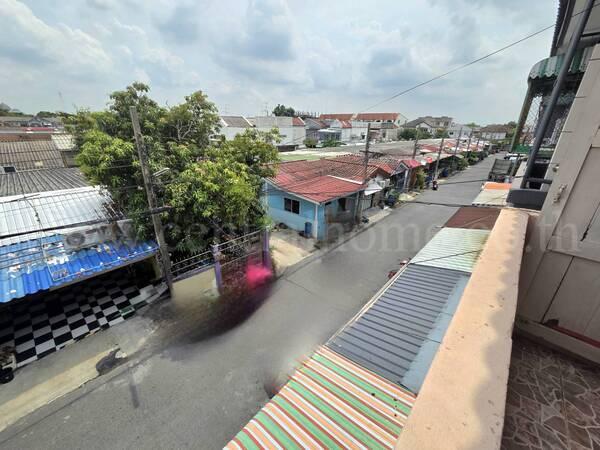 อาคารพาณิชย์ 3 ชั้น ซอย วัดเวฬุวนาราม 16 - บูรพาวิลล่า 12 ดอนเมือง 20