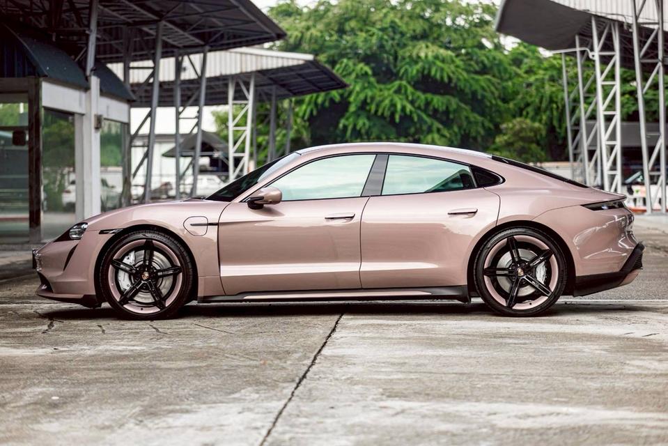 รหัสรถ PR896 Porsche Taycan Turbo (2023)