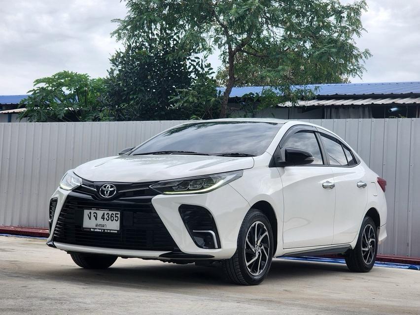 TOYOTA Yaris ATIV 1.2 Sport CVT A/T ปี 2021  3