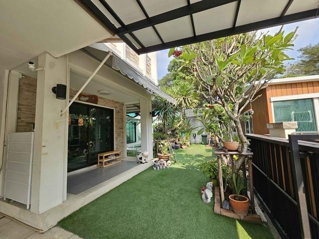 ให้เช่าบ้านเดี่ยวหมู่บ้านมัณฑนา เลค วัชรพล ใกล้ทางด่วนรามอินทรา-อาจณรงค์ โครงการมีทะเลสาบ ย่านสุขาภิบาล5 ใกล้ตลาดวงศกร แ 2