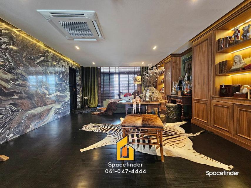 TPJ Condo Sukhumvit 49 Spacious and Stylish 3 Beds 4 Baths Condo in the Heart of Sukhumvit 3