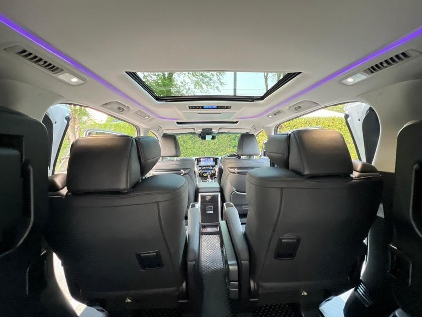 TOYOTA ALPHARD 2.5 SC package 2023รถสวยสภาพป้ายแดง ไมล์น้อย เช็คศูนย์ทุกระยะ เจ้าของดูแลอย่างดี รูปที่ 14