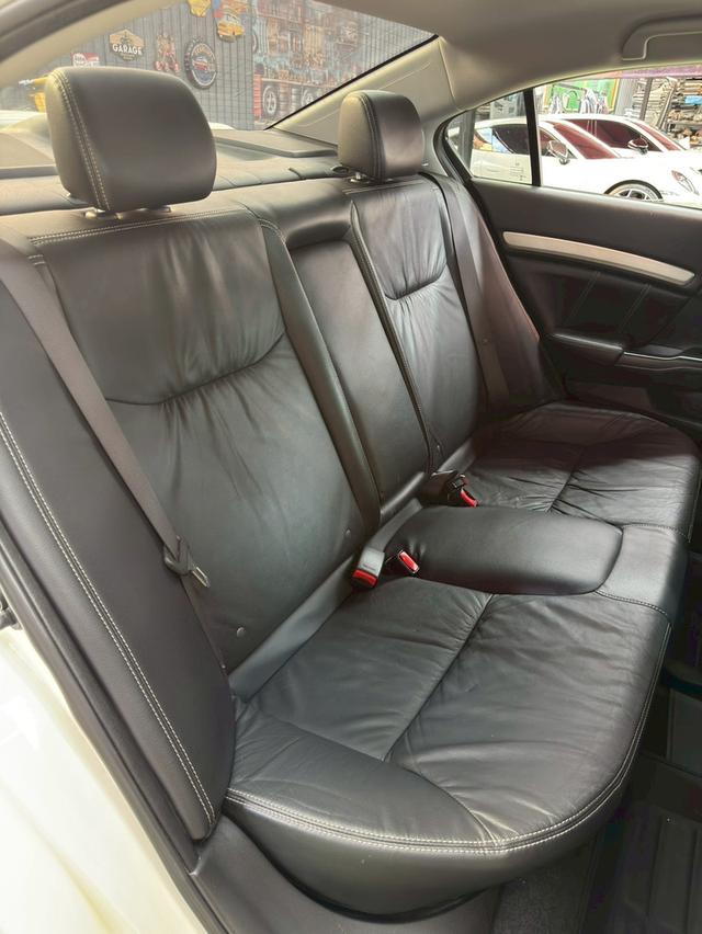 HONDA CIVIC 1.8 ES ปี2015 11