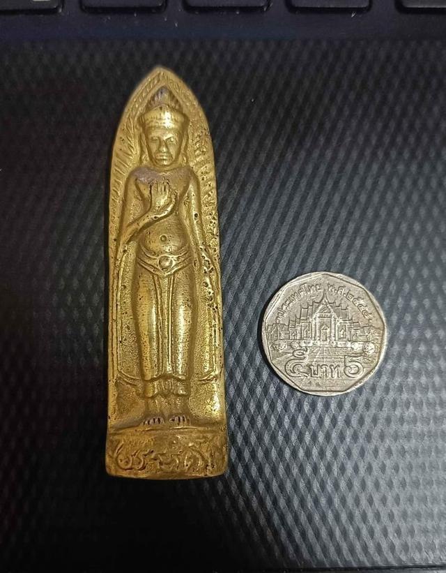 พระร่วงหลังรางปืน ด้านหน้ามีอักษรขอม สวย เก่า หายาก น่าสะสม รูปที่ 6