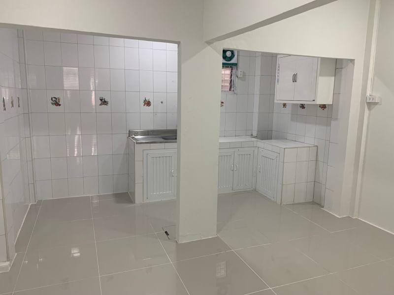 ขาย :ทาวน์เฮาส์ 2 ชั้นทาวน์เฮ้าส์ 2 ชั้น , หมู่บ้านศิรินเทพ 5 ถนนรามคำแหง 138  6