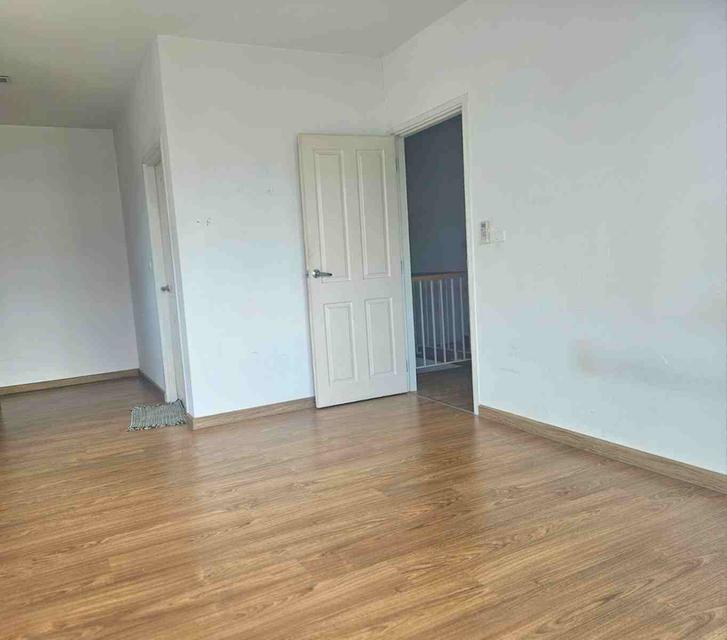 B1034 ให้เช่าบ้านเดี่ยว 3ชั้น หมู่บ้านโกลเด้น เพรสทีจ วัชรพล ถนนสุขาภิบาล5 10