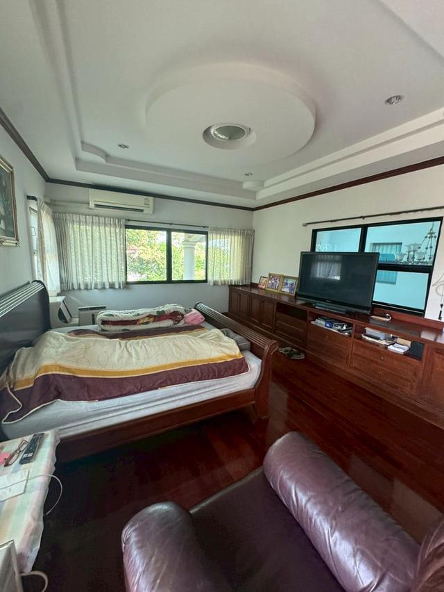 ขาย บ้านเดี่ยว 2 ชั้น ,เนื้อที่ 400 ตรว.  หมู่บ้านเมืองเอกรังสิต ปทุมธานี ถนนพหลโยธิน (ถนนเอกบูรพา) ตำบลหลักหก อำเภอเมืองปทุมธานี จังหวัดปทุมธานี 10