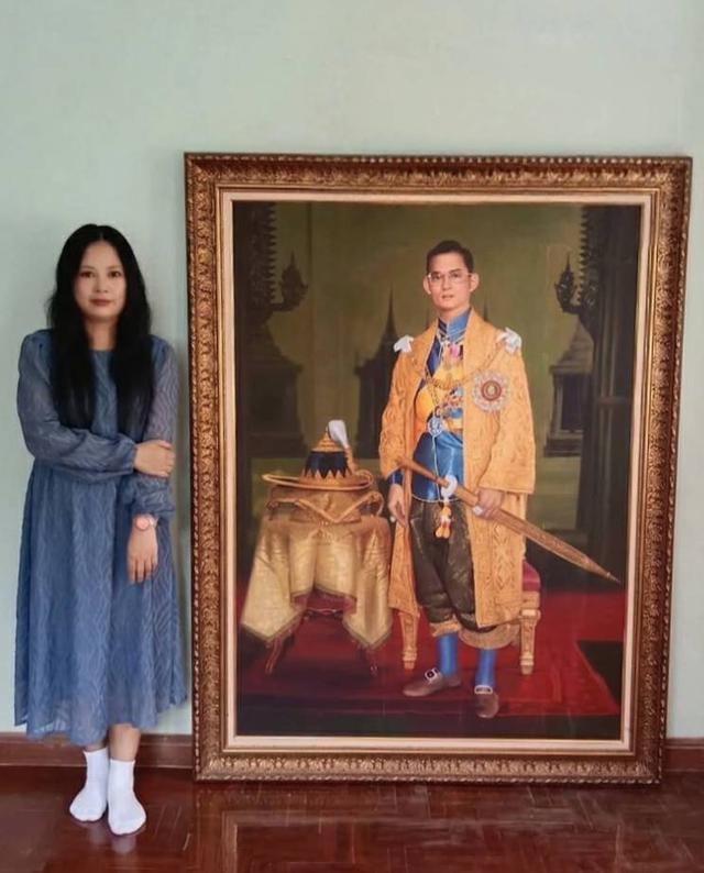 737.ภาพวาดสีน้ำมันพระบรมสาทิสลักษณ์ ในหลวงรัชกาลที่ 9 พระบาทสมเด็จพระบรมชนกาธิเบศร มหาภูมิพลอดุลยเดชมหาราช บรมนาถบพิตร
