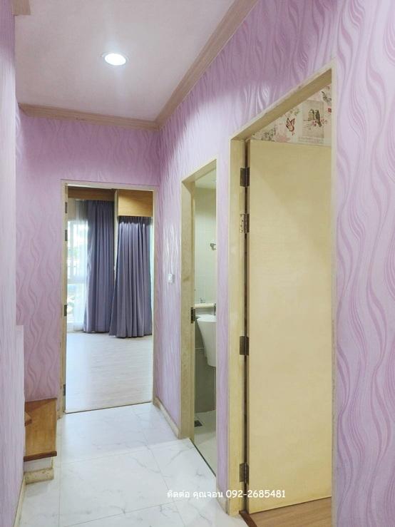 ขายทาวน์โฮม 3 ชั้น หลังมุม บ้านกลางเมือง พระราม 9 มอเตอร์เวย์ 12