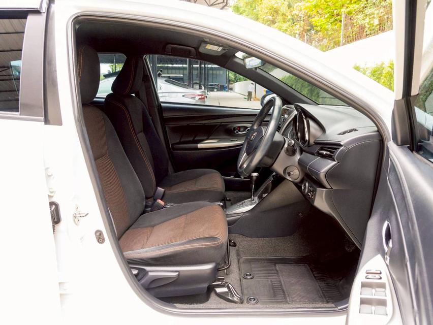 Toyota Yaris 1.2G ปี 2013 10