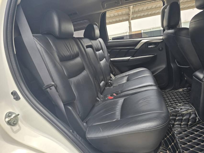 Mitsu Pajero 2.4GT Premium 4WD ปี 2016 รูปที่ 13